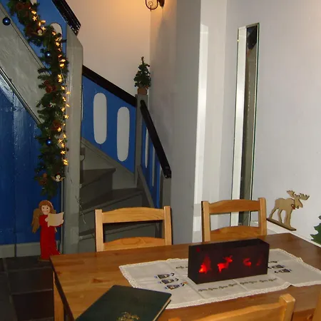 Kulturdenkmal 60 M2 Historisches Balkenhaeuschen Von 1749 *