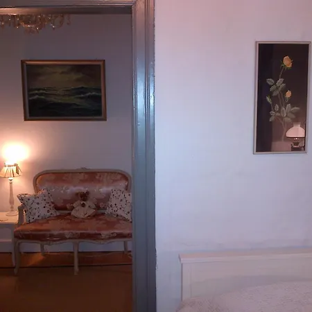 Kulturdenkmal 60 M2 Historisches Balkenhaeuschen Von 1749