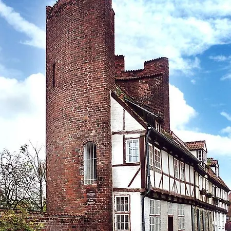 Kulturdenkmal 60 M2 Historisches Balkenhaeuschen Von 1749 Lubeca