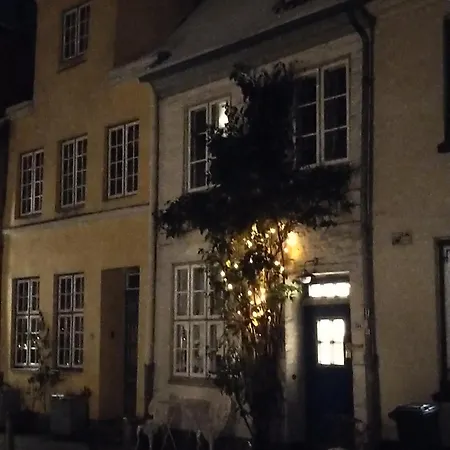 Hébergement de vacances Kulturdenkmal 60 M2 Historisches Balkenhaeuschen Von 1749