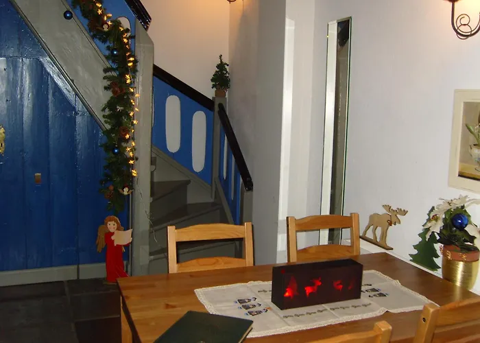 Kulturdenkmal 60 M2 Historisches Balkenhaeuschen Von 1749 *